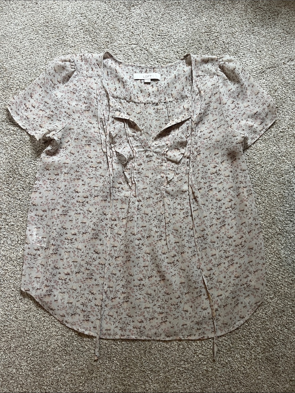 LOFT Cream Floral Tie-Front Short Sleeve Blouse